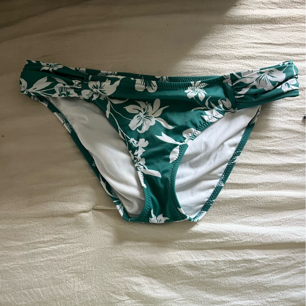 Shade & Shore Green and White Bikini Bottom